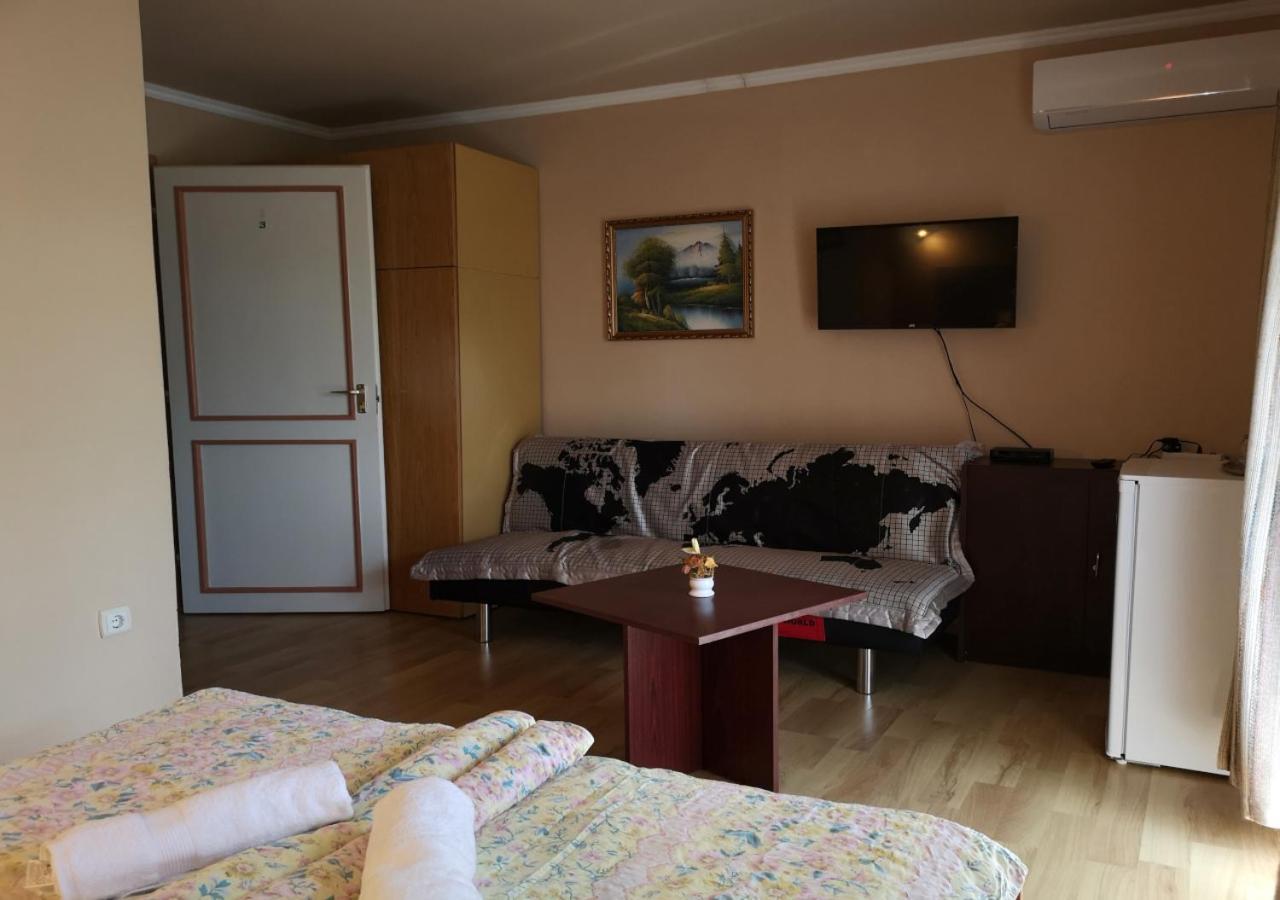 Vitorlas Apartmanhaz Siófok Eksteriør bilde